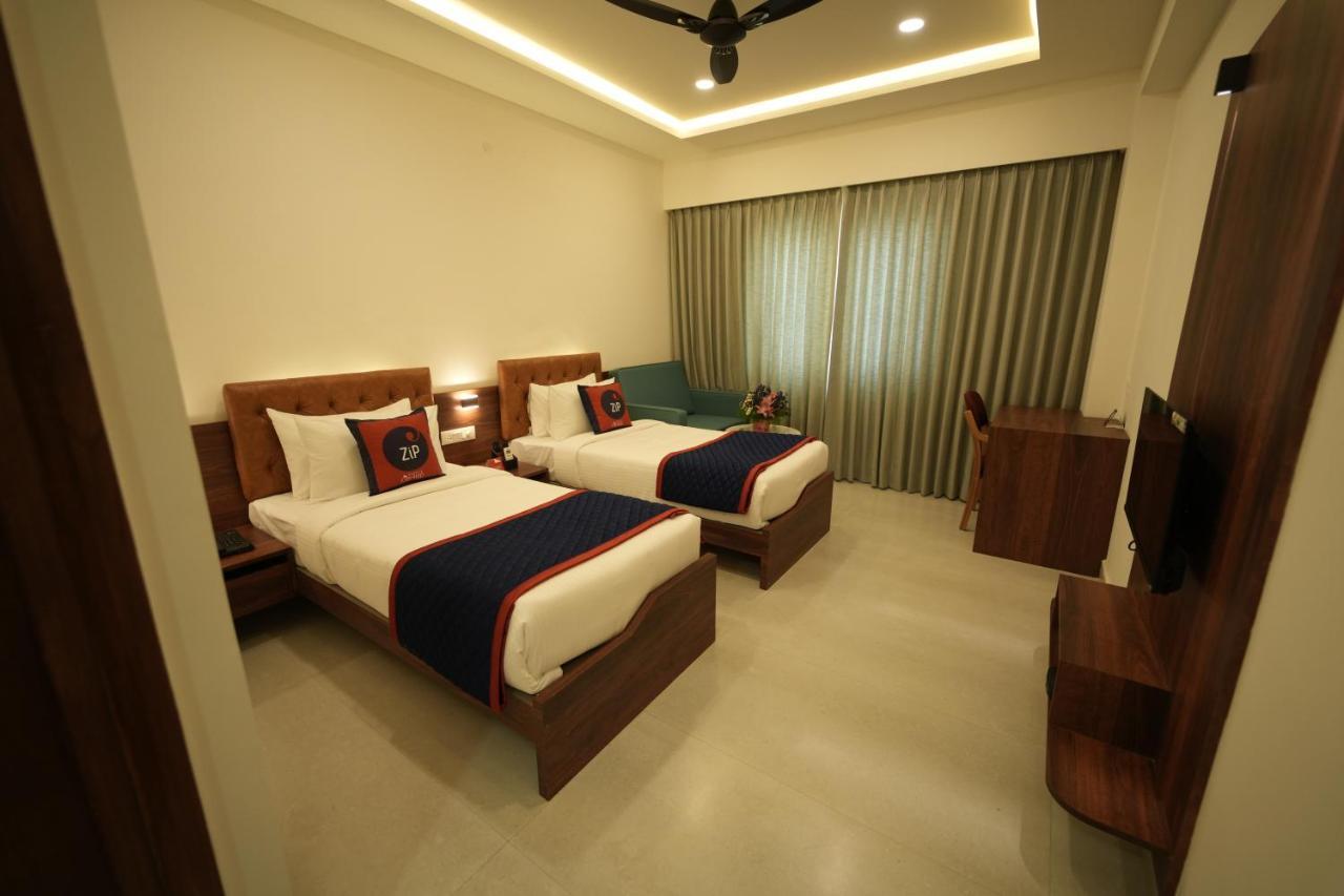 Zip By Spree Hotels Purpleorchid Whitefield Bangalore Bagian luar foto