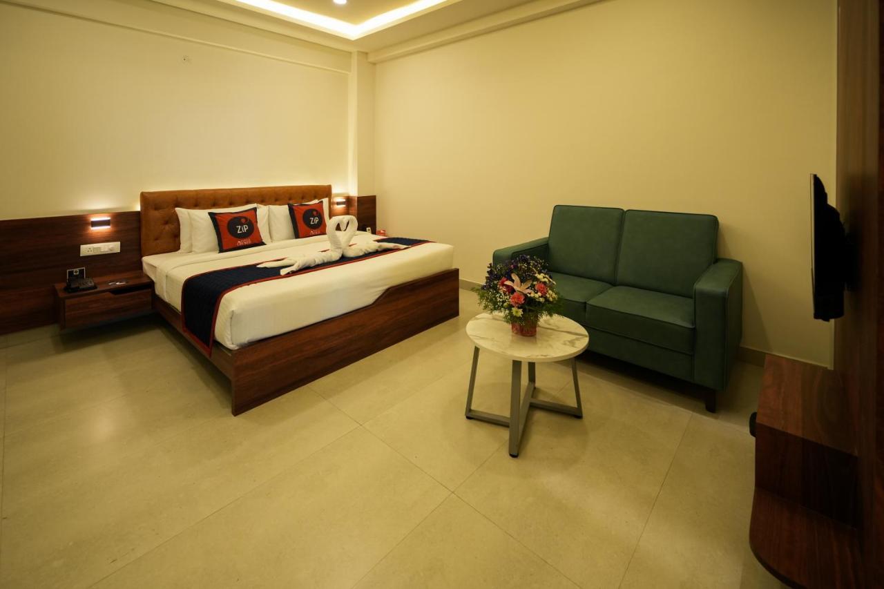 Zip By Spree Hotels Purpleorchid Whitefield Bangalore Bagian luar foto