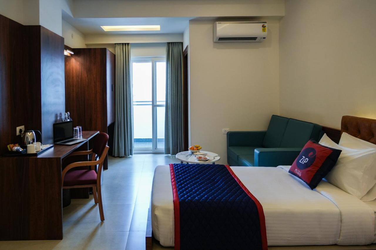 Zip By Spree Hotels Purpleorchid Whitefield Bangalore Bagian luar foto