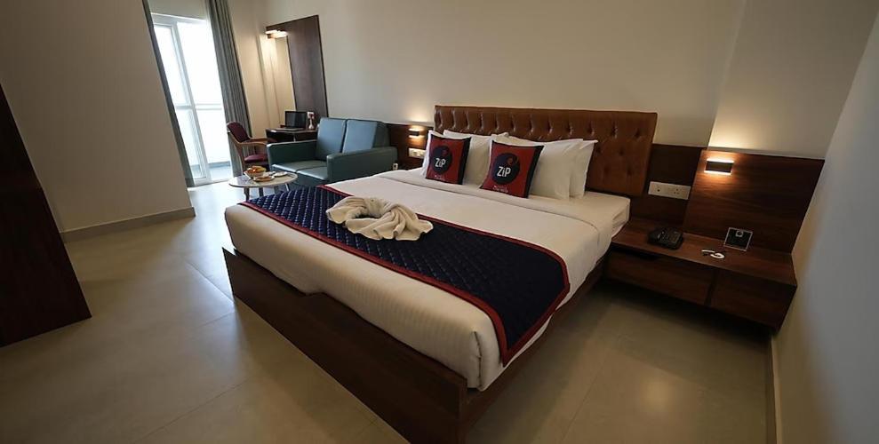 Zip By Spree Hotels Purpleorchid Whitefield Bangalore Bagian luar foto