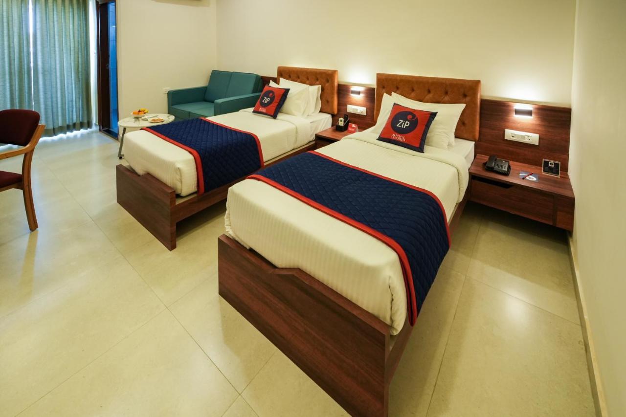 Zip By Spree Hotels Purpleorchid Whitefield Bangalore Bagian luar foto