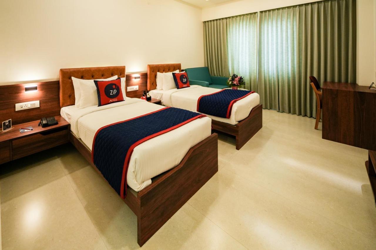 Zip By Spree Hotels Purpleorchid Whitefield Bangalore Bagian luar foto