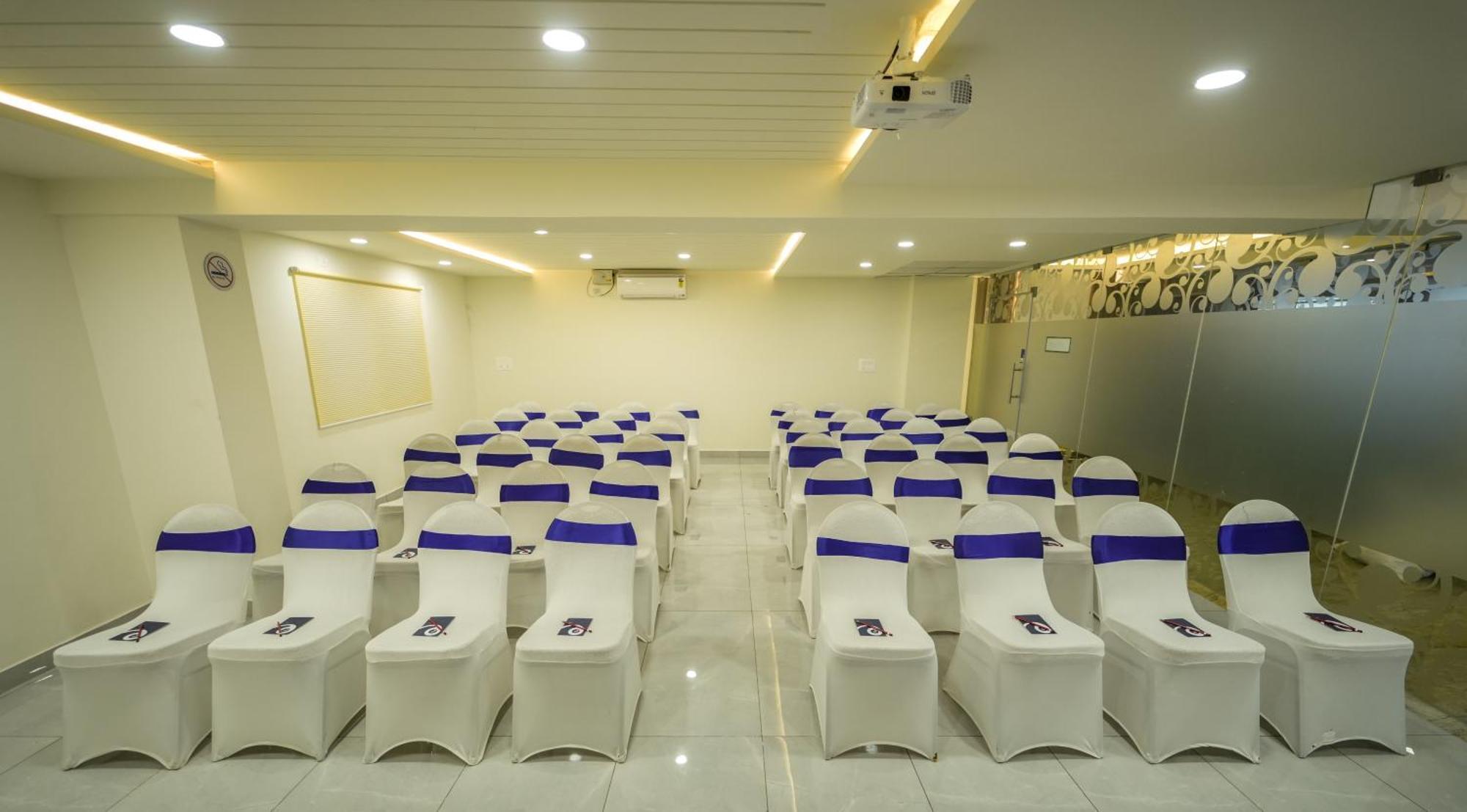 Zip By Spree Hotels Purpleorchid Whitefield Bangalore Bagian luar foto